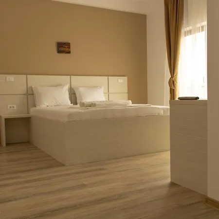 Casa Decebal 4*