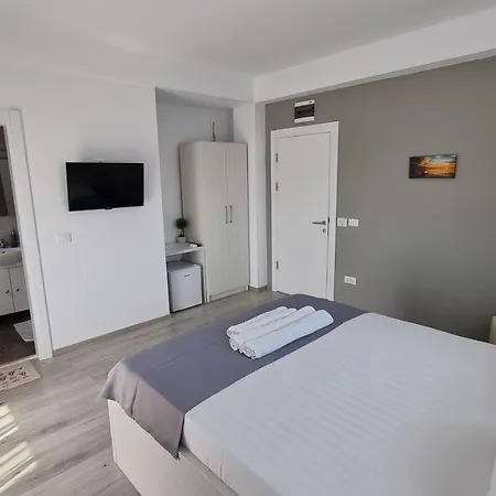 Casa Decebal Guest house *